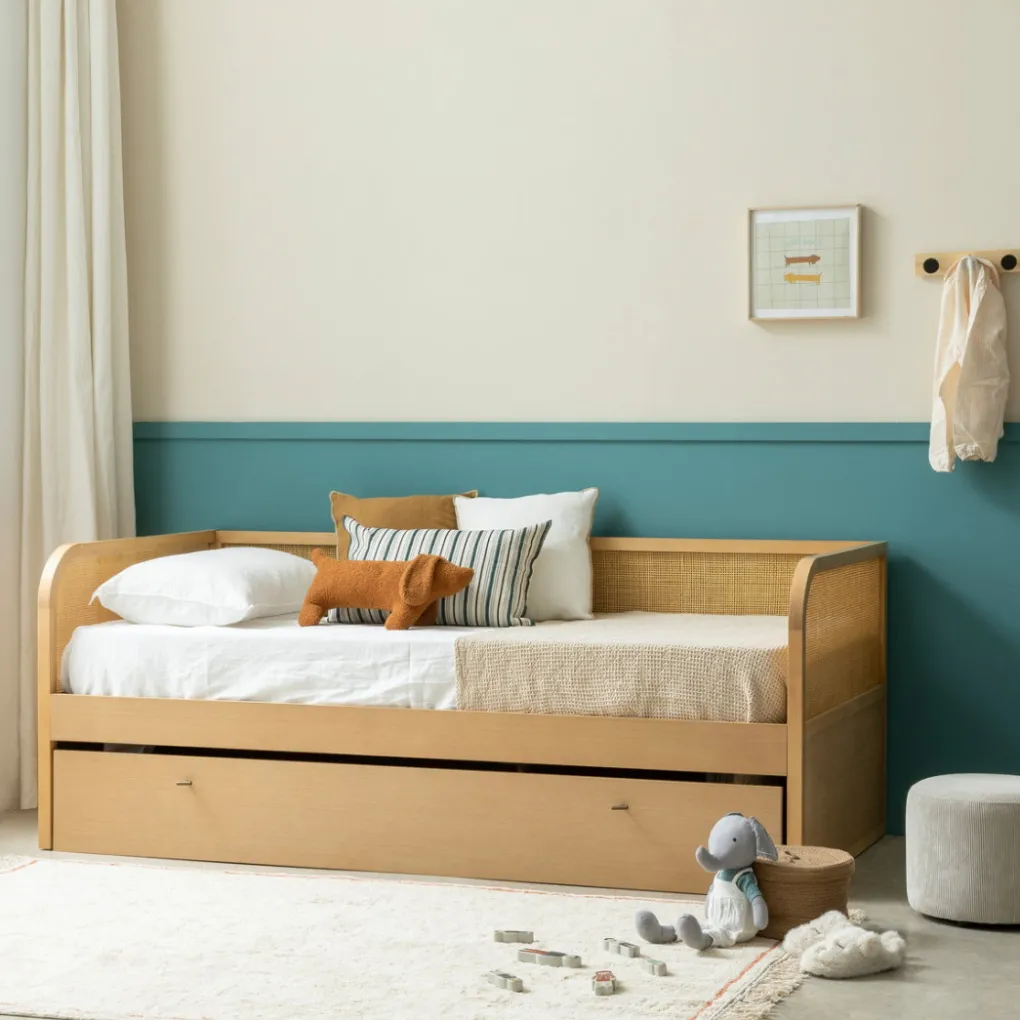 Kenay Home Dante